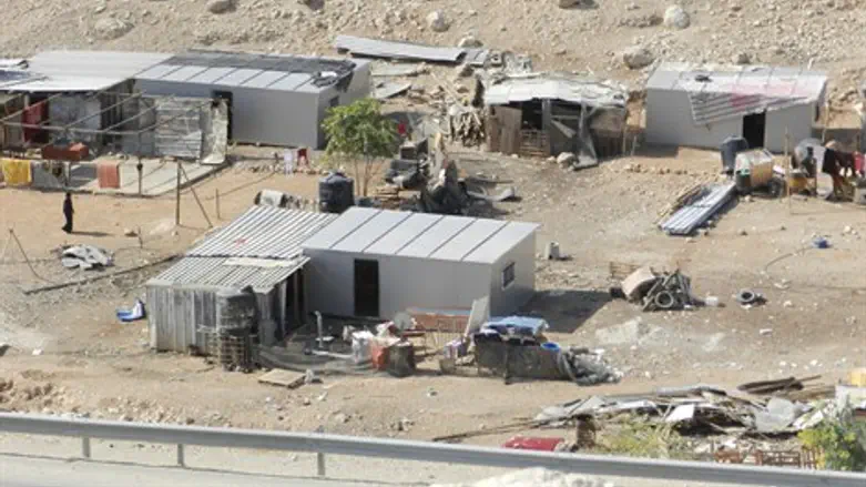 מאחזים רגבים E1 מבנים פלסטינים