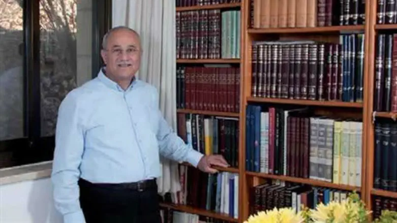 ד"ר עזרא קהלני