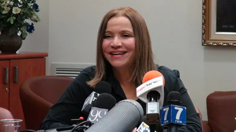 אזדקן בפוליטיקה. יחימוביץ'