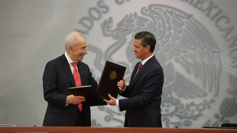 הנשיא פרס במקסיקו