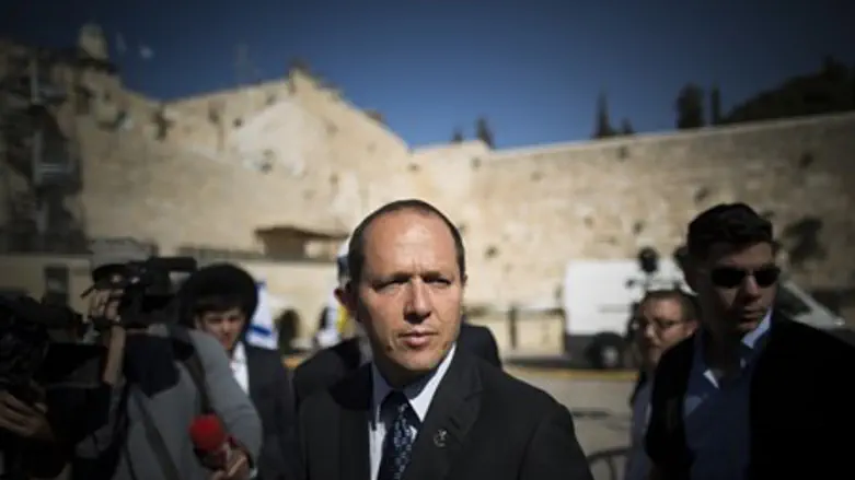 Nir Barkat, October 2013 (file)
