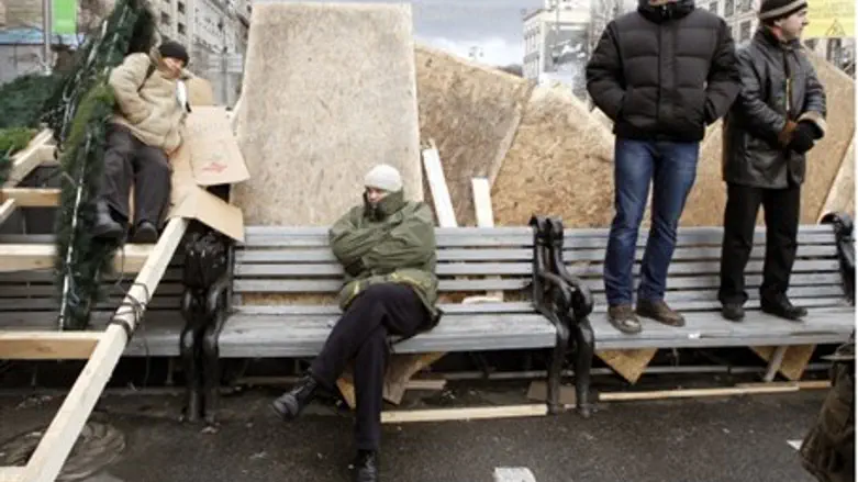 Manning the barricades in Kiev