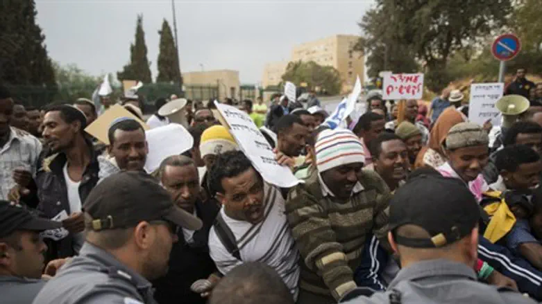 Clashes as immigrants protest over housing