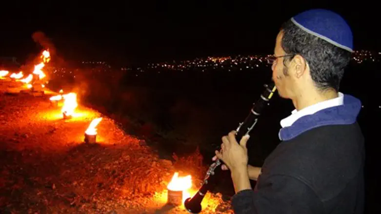 הדלקת נרות במבשרת אדומים - E1