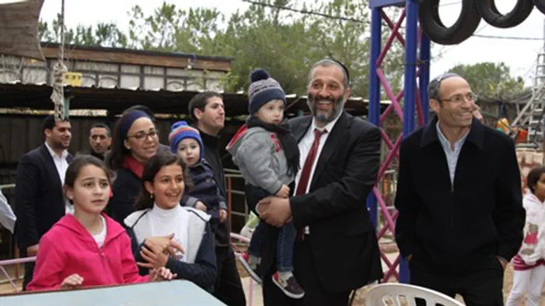 דרעי בגוש עציון, השבוע