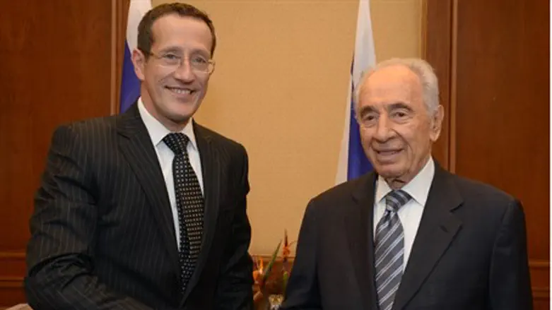 Шимон Перес и Ричард Квест