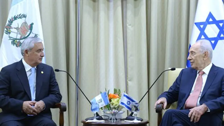 פרס ונשיא גוואטמלה