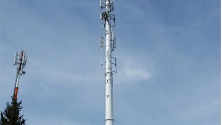 Cell antenna (illustrative)