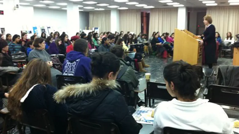 זיכרון חדשני וצעיר