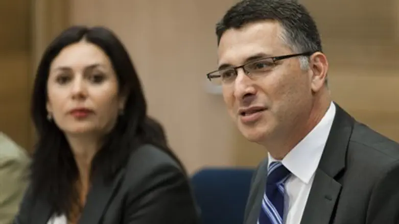 השר גדעון סער בוועדת הפנים