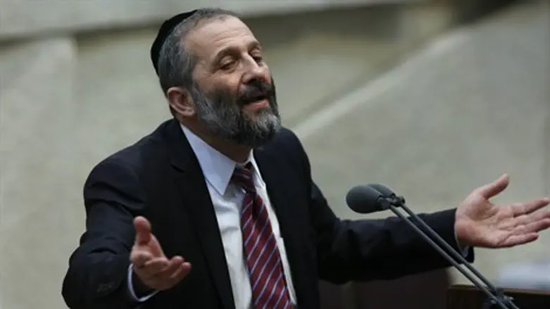 דרוש חוסן פנימי לפני מהלך מדיני. דרעי