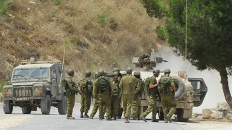 חיילים ג'יפ