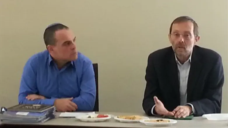 ח"כ פייגלין ועודד רביבי.