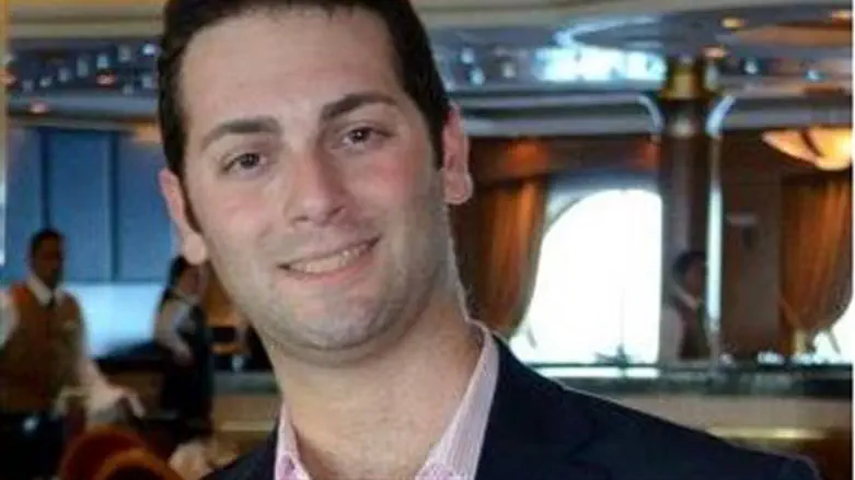 IDC graduate Eric Schorr