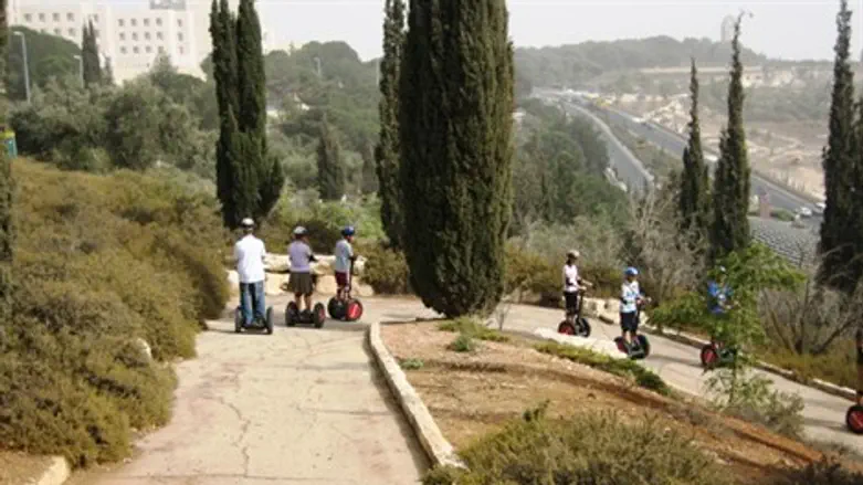 טיילת בית אורות
