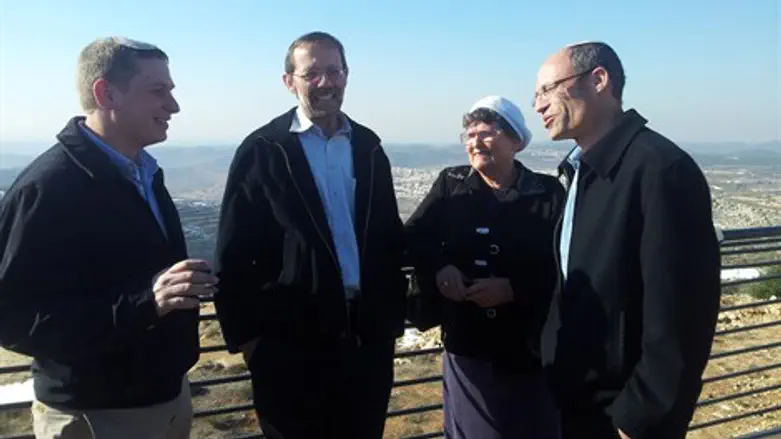 משה פייגלין ודוידי פרל