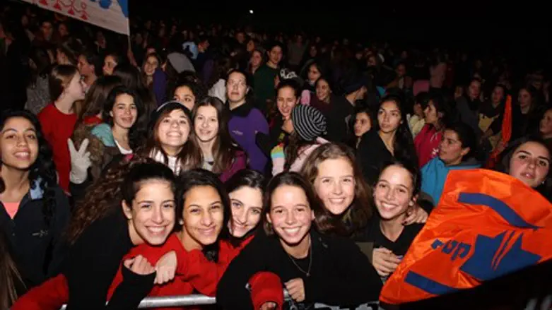 התלמידות במסע כיסופים