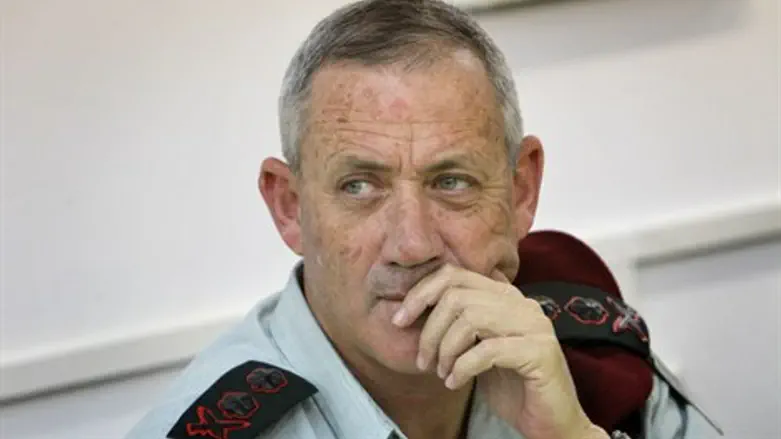 בני גנץ