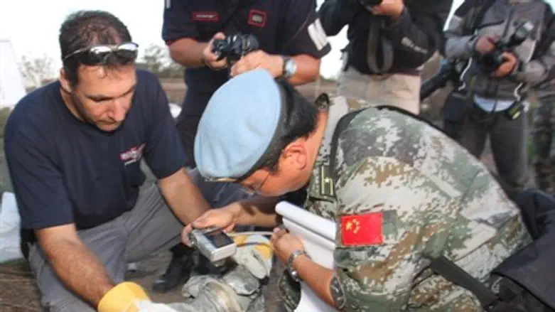 UNIFIL и ЦАХАЛ на месте падения ракеты