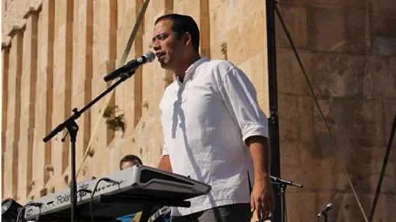 Mati Shariki, Hevron