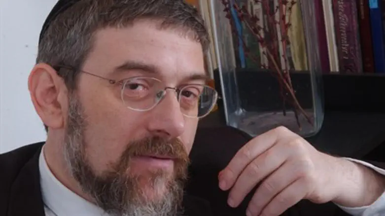 תנועה חדשה. הרב מלכיאור