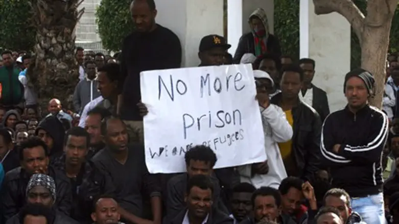 המסתתנים שובתים