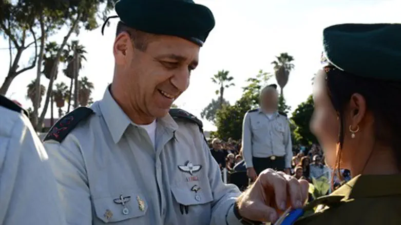 דרגות לצוערת מצטיינת