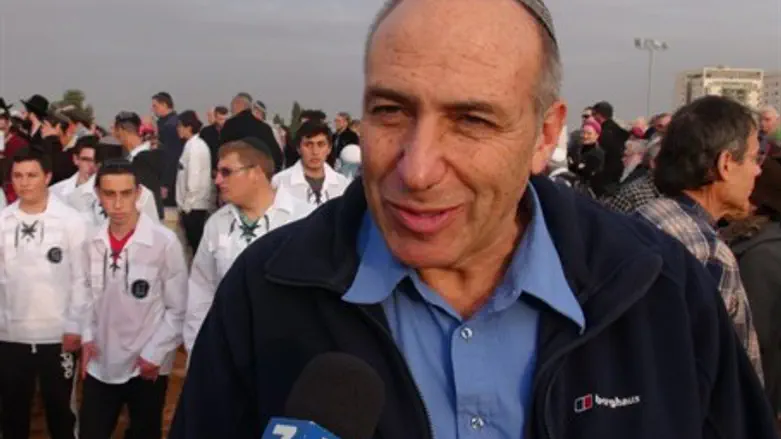 MK Moti Yogev
