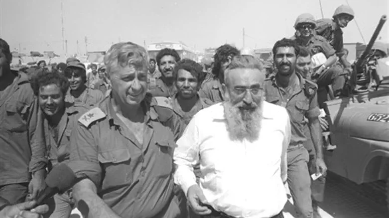 אריאל שרון והרב שלמה גורן