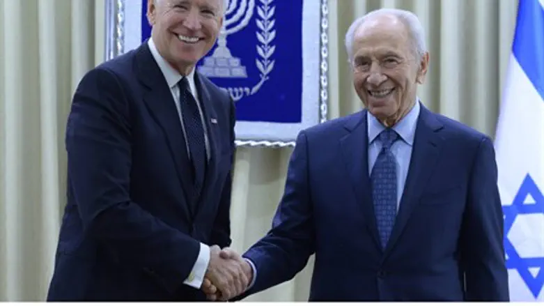 Biden and Peres