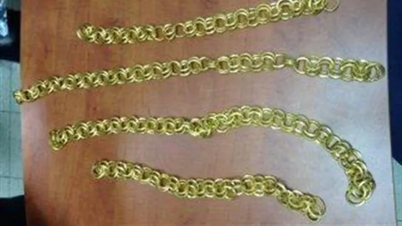 שרשראות זהב לתיקי נשים