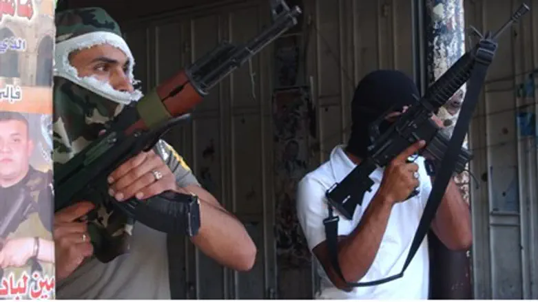 Террористы (Иллюстрация)