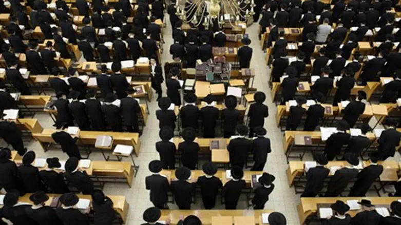 ישיבה, אילוסטרציה