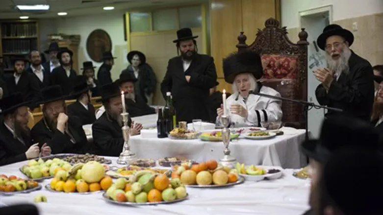 סדר ט"ו בשבט חסידי