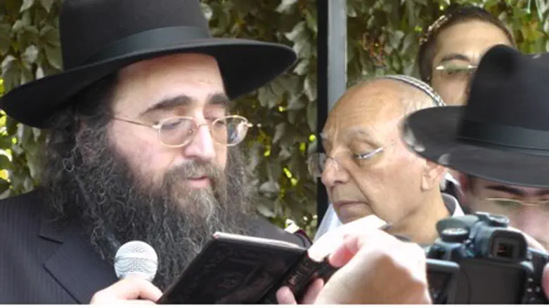 Rabbi Yoshiyahu Pinto