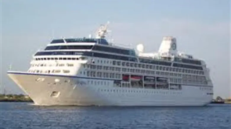 אניית תיירות