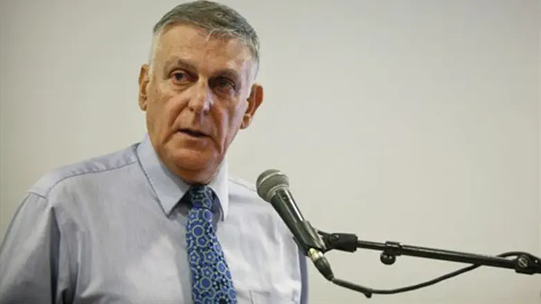 לא מועמד. שכטמן