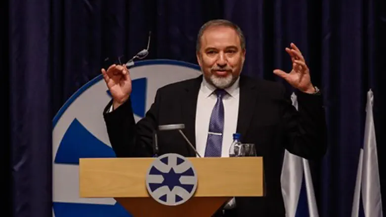 אביגדור ליברמן