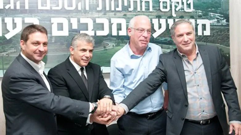 מימין: ליברמן, אריאל, לפיד וביבס