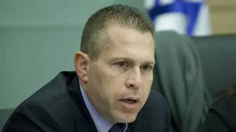 גלעד ארדן. ירים את הכפפה?