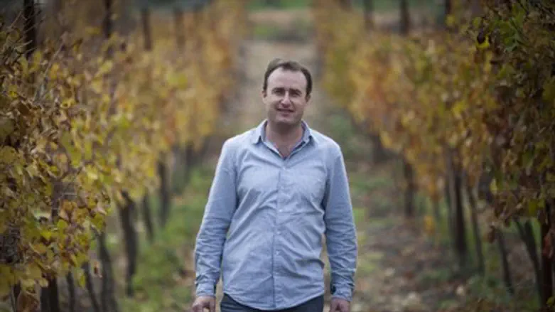 Yaakov Berg, CEO of Psagot Winery
