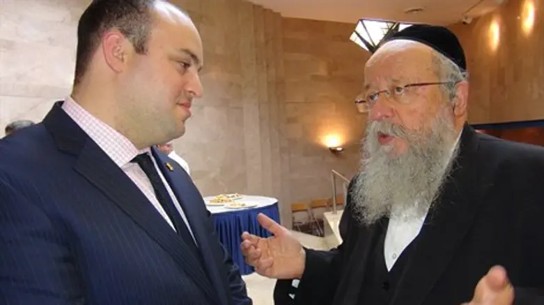 מוזס ודניאלס