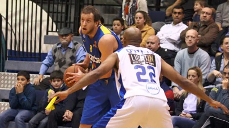 אינגלס חלש הערב