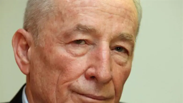 חשש לניגוד אינטרסים? ויינשטיין