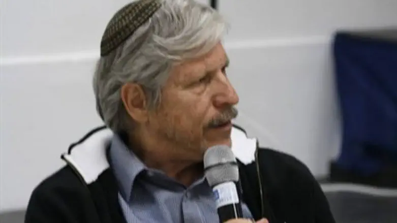 תוקף ישירות. מינץ