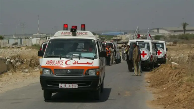 הסהר האדום, ערבים, מחסום, מעבר, מחסומים, מעבר