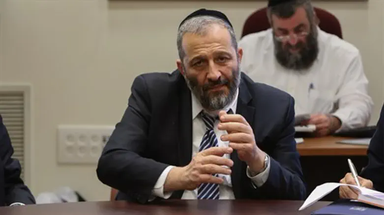 נעדר. אריה דרעי