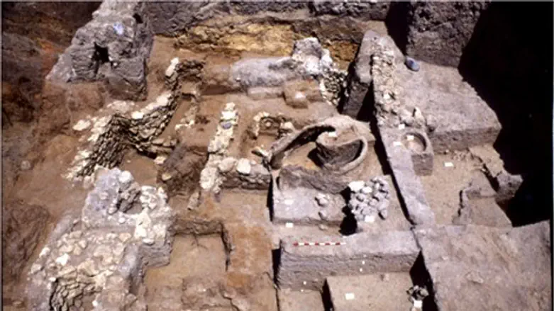 עכו המעויירת והעתיקה