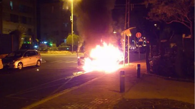 Взрыв в Петах-Тикве: криминальный теракт?