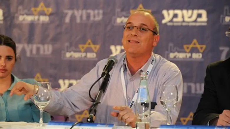 פרופ' אשר כהן